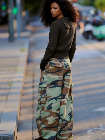 Loosefit Pantaloni cargo di Bershka in verde