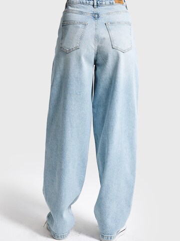 IT'S BASIC Loose fit Jeans 'RHINESTONE SKATER MID RISE JEANS' in Blue