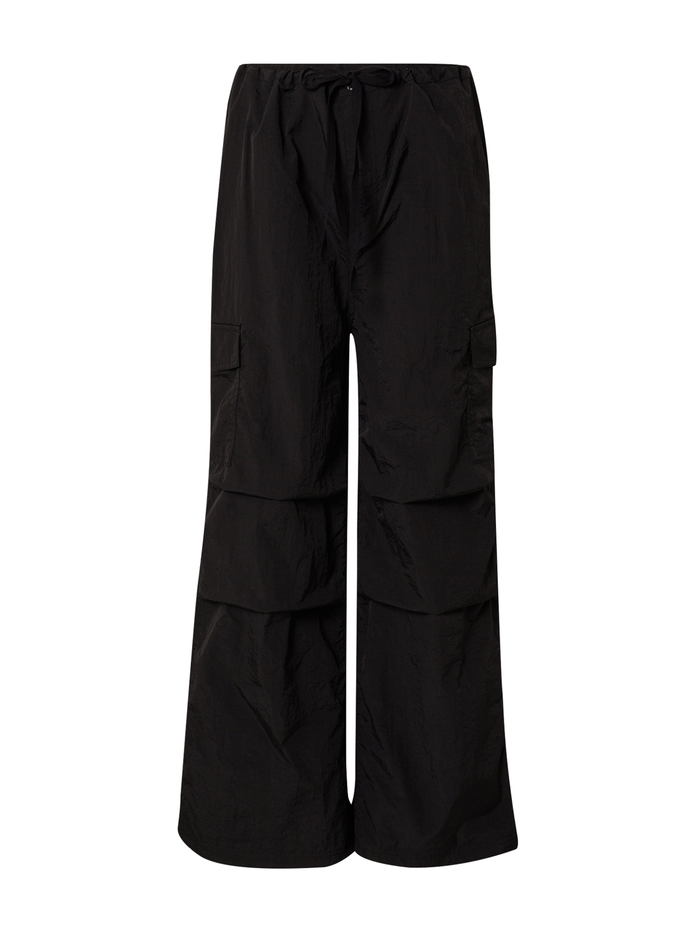 Monki Loose fit Cargo Pants in Black: front