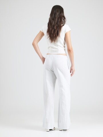 Loosefit Pantalon Monki en blanc
