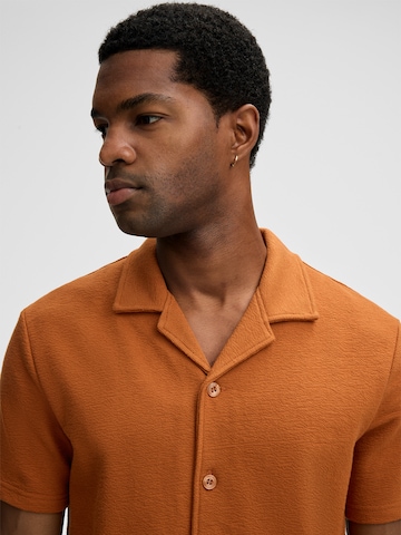 Coupe regular Chemise 'Soma' STRELLSON en marron