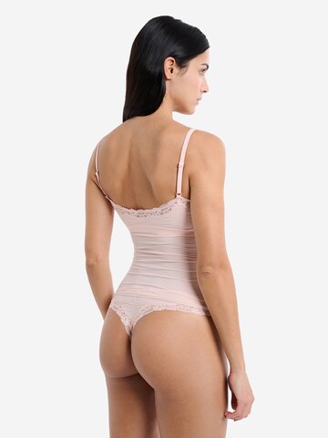 T-shirt Reggiseno di ETAM in rosa