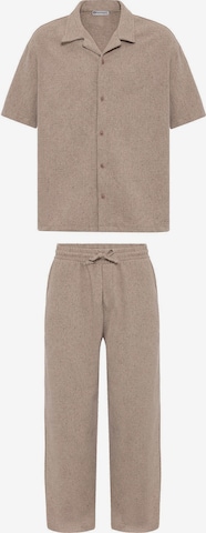 Dandalo Juoksupuku värissä ruskea: etupuoli