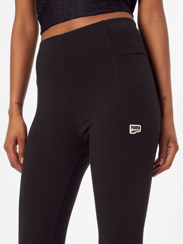 Skinny Pantaloni sport de la PUMA pe negru