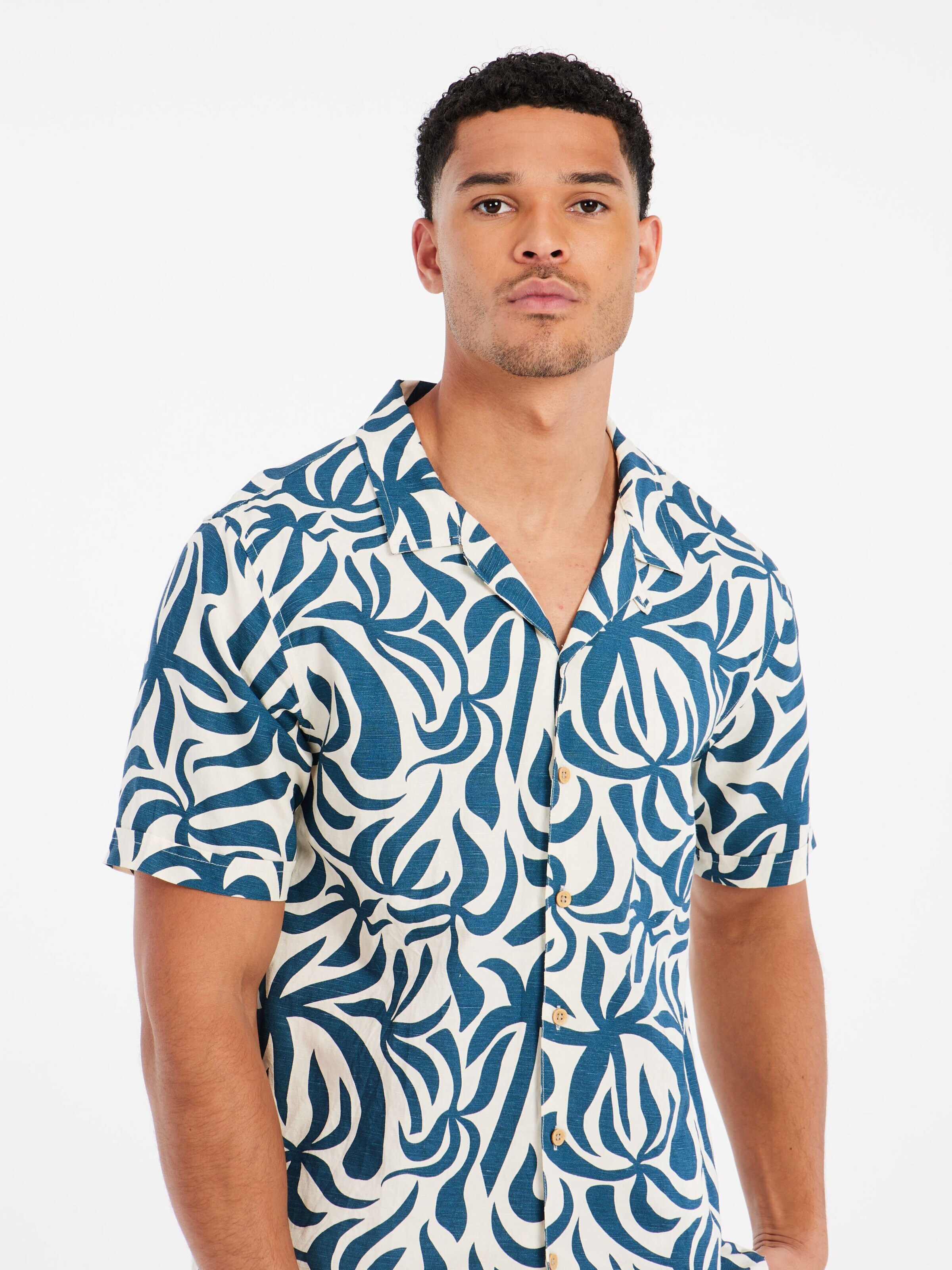 PROTEST Shirt 'PRTDre' in Blauw