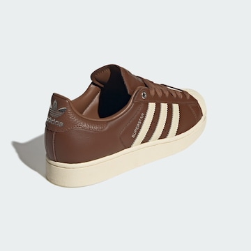 Baskets basses 'Superstar II' ADIDAS ORIGINALS en marron