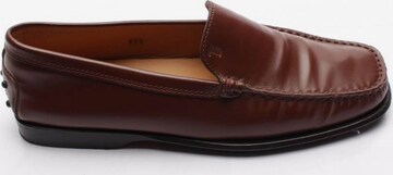 Tod's Flats & Loafers in 37,5 in Brown: front
