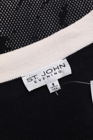 St. John Sweater & Cardigan in M in Black