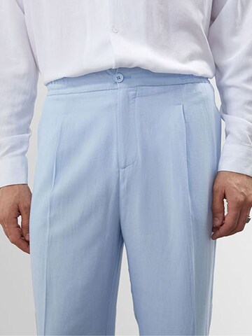 Loosefit Pantalon à pince Antioch en bleu