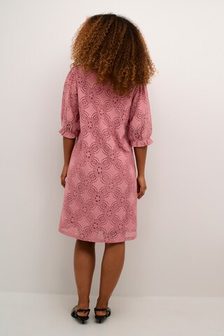 CULTURE Kjole 'Olu' i pink