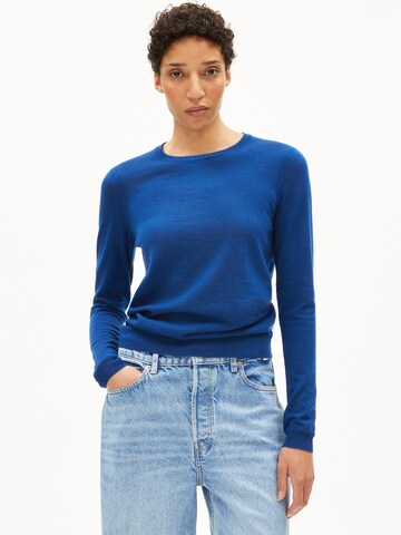 Pull-over ARMEDANGELS en bleu : devant