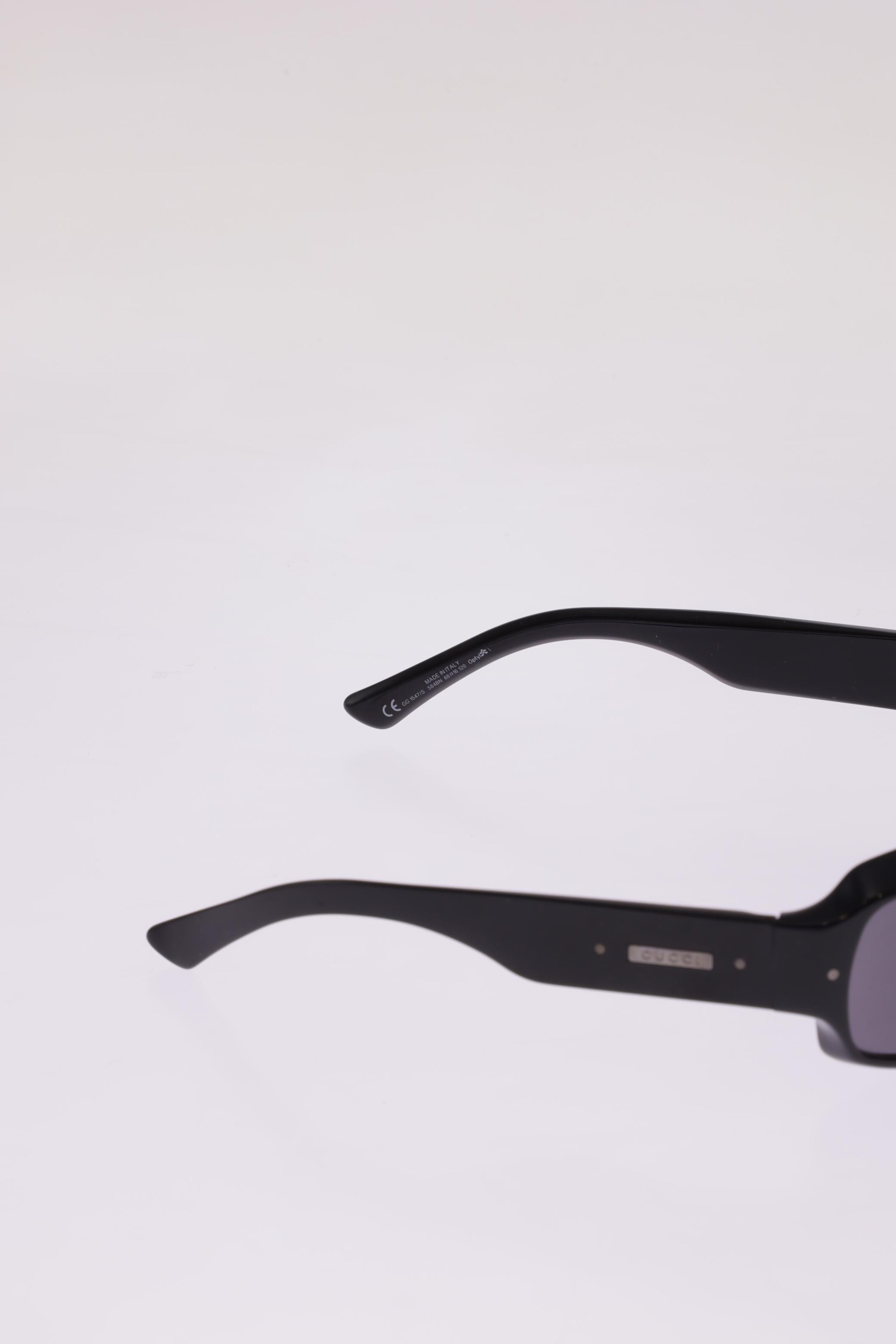 Gucci Sunglasses in One size in Black