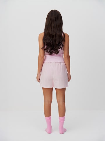 florence by mills exclusive for ABOUT YOU Pyjamashortsit 'Fresh Linen ' värissä vaaleanpunainen