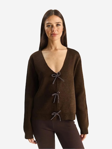 Bianco Lucci Knit Cardigan in Brown: front