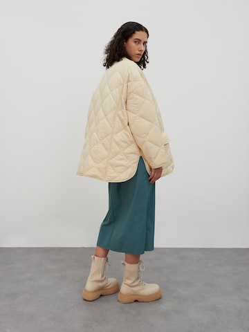 EDITED Between-Season Jacket 'Inas' in Beige