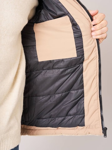Deeluxe Winter Jacket in Beige