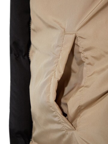 Trendyol Between-seasons coat in Black