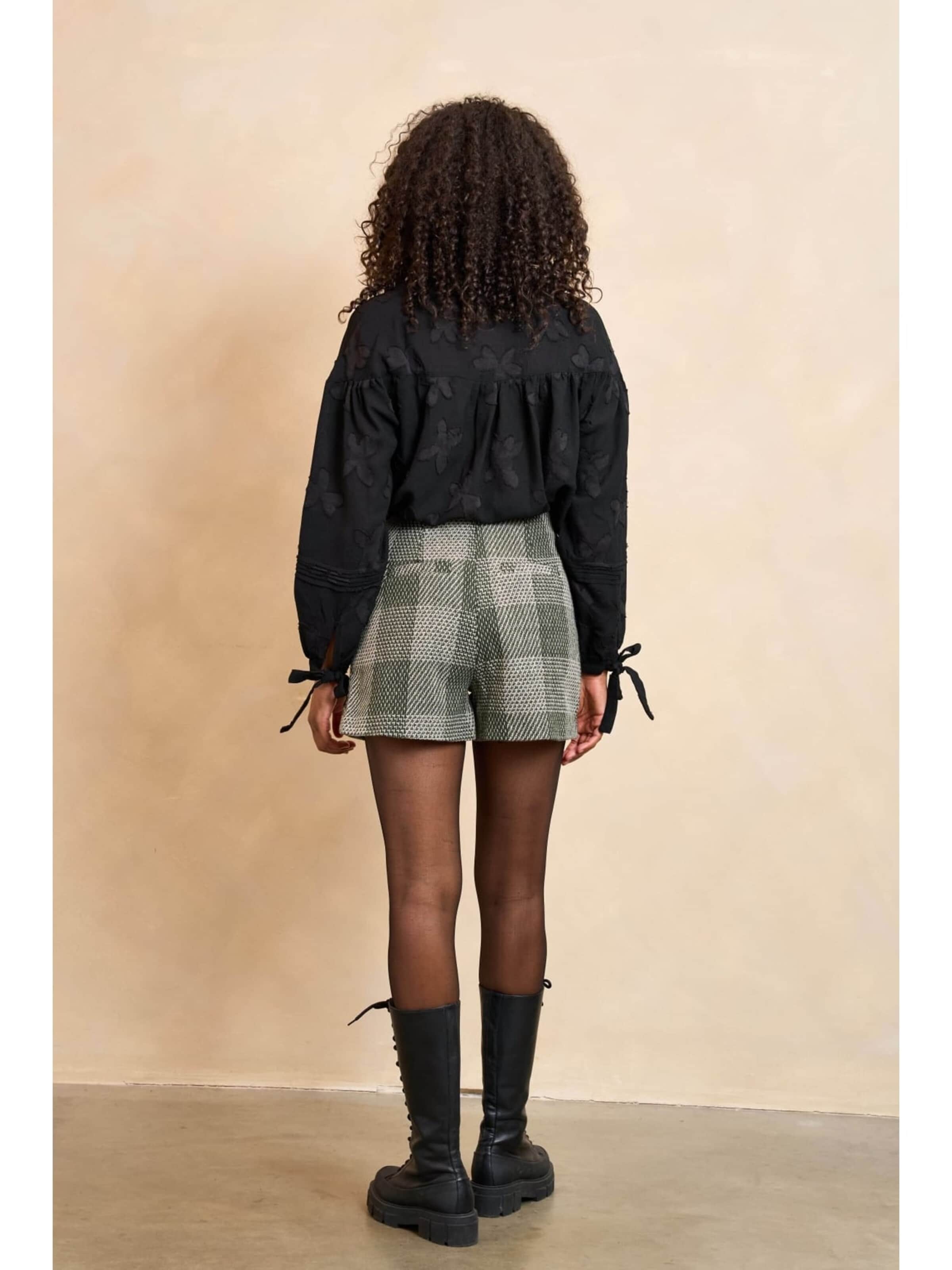 LOFTY MANNER Blouse 'QL01.1 - Blouse Annika' in Zwart