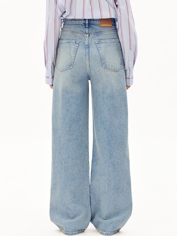 Regular Jean ARMEDANGELS en bleu