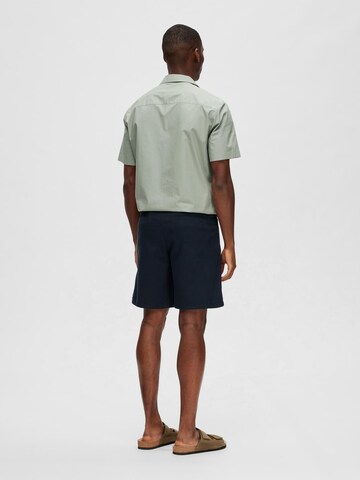 SELECTED HOMME Regular Shorts 'CARLTON' in Blau