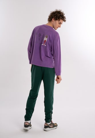 ET Nos Shirt in Purple