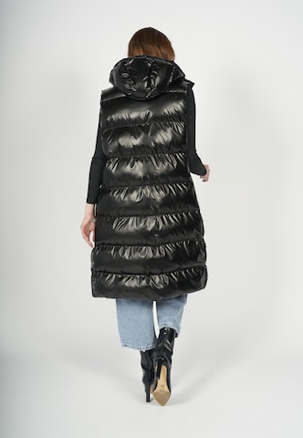 Gilet 'Hazily' di FREAKY NATION in nero