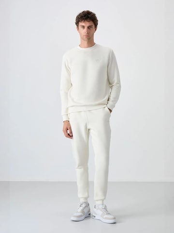 Survêtement Tommy Life en blanc : devant