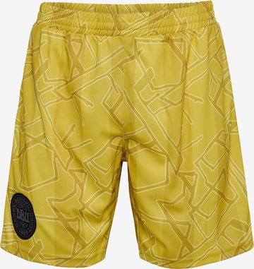 HALO Trousers in Yellow: front