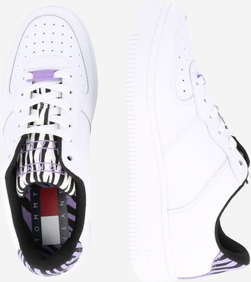 Tommy Jeans Sneakers 'Basket Wild Animal' in White