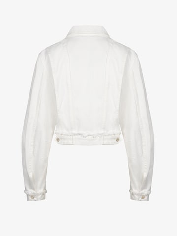 FEMSSY Between-season jacket in White