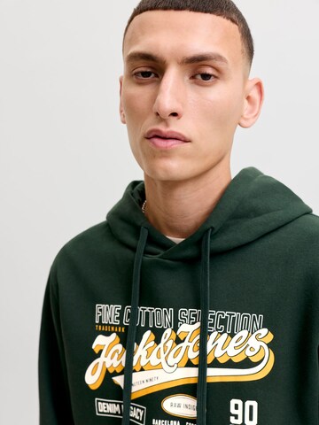 JACK & JONES Sweatshirt in Grün