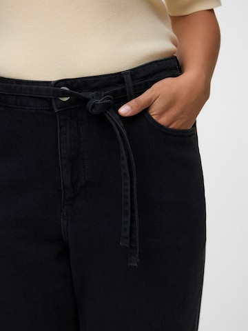 Vero Moda Curve - Pierna ancha Vaquero 'VMCTessa' en negro