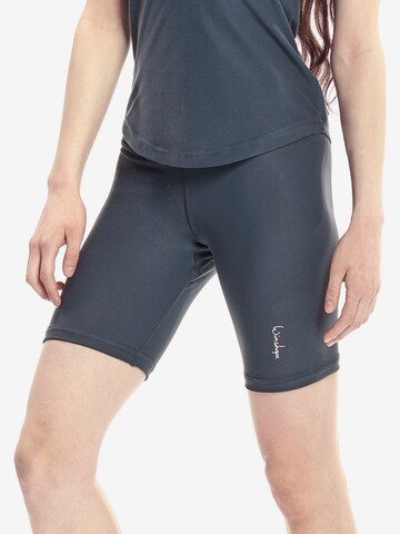 Coupe slim Pantalon de sport 'AEL412C' Winshape en gris : devant