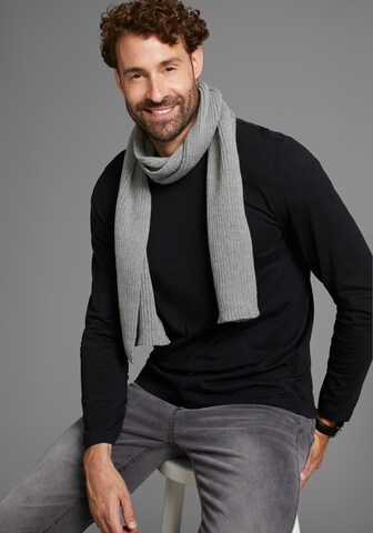 Man's World Scarf in Grey