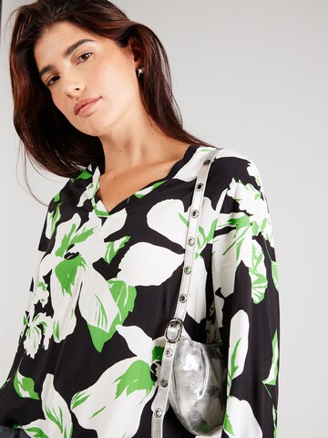 COMMA Blouse in Zwart