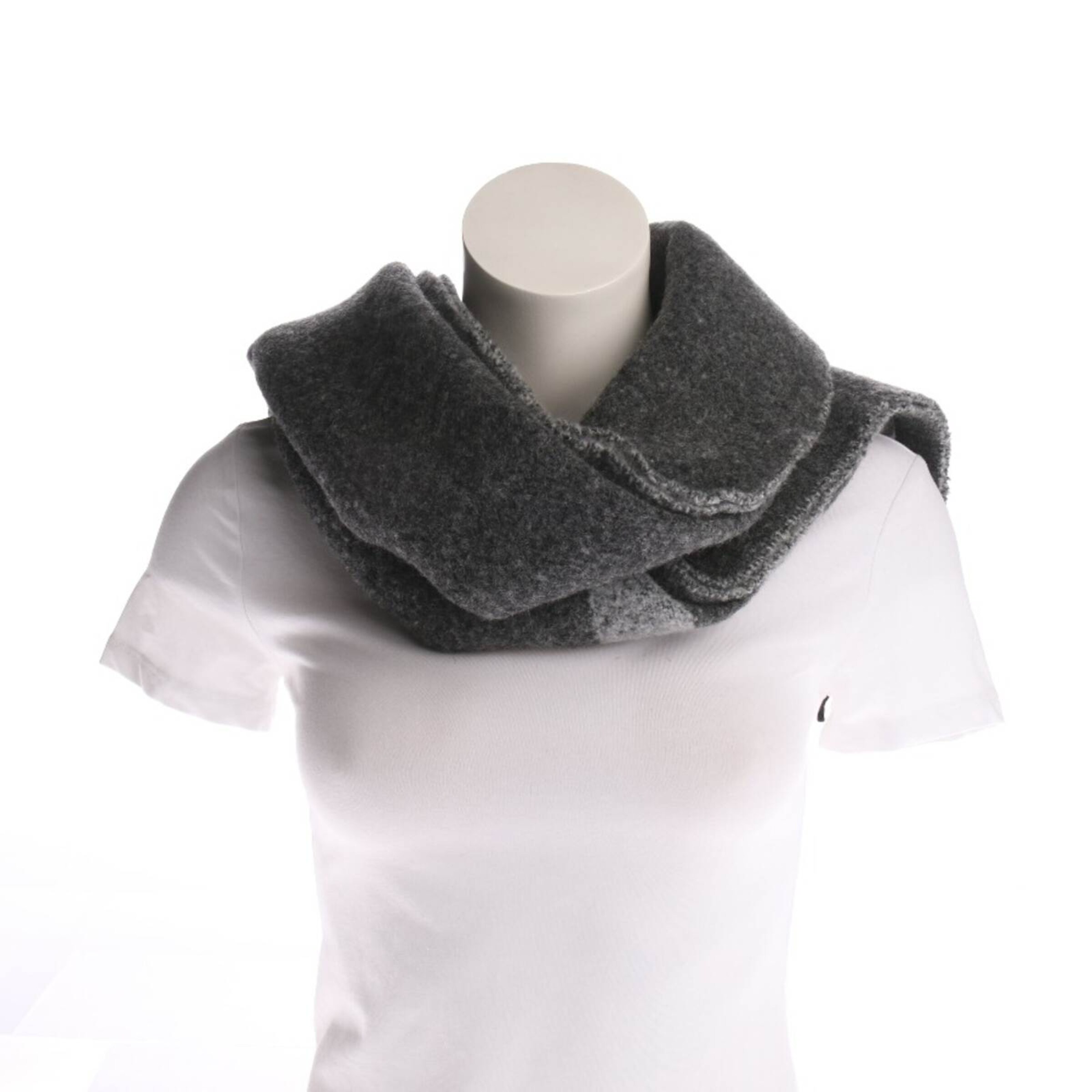 BOSS Scarf & Wrap in One size in Grey: front