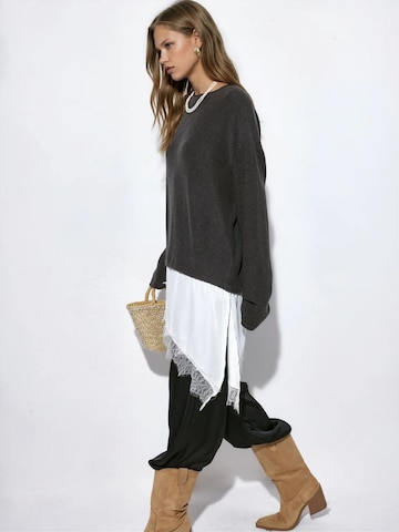 Pullover di Busem in nero