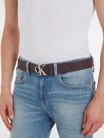 Calvin Klein Jeans Pasek w kolorze brązowy: przód