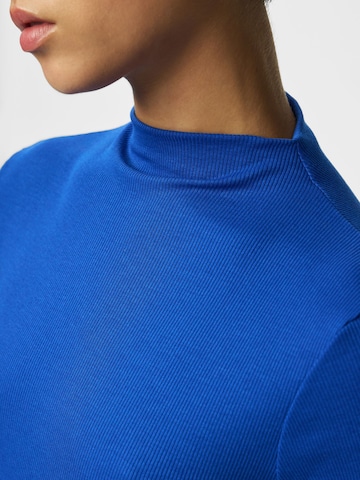 T-shirt 'ALLY' PIECES en bleu