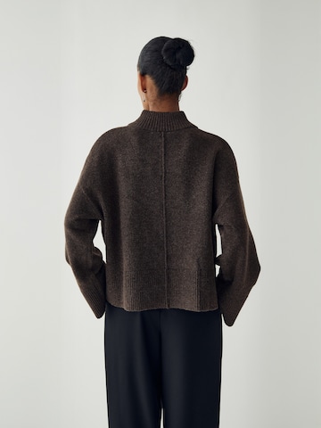 Pullover ' N-Maidie ' di Noella in marrone: dietro