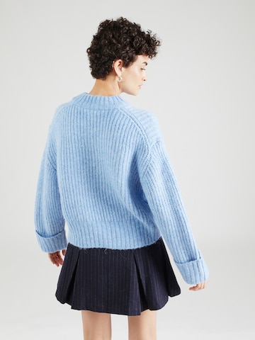 Gina Tricot Пуловер в синьо
