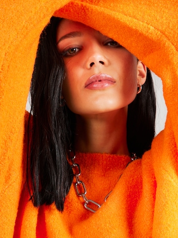 ABOUT YOU x Chiara Biasi - Jersey 'Charlie' en naranja