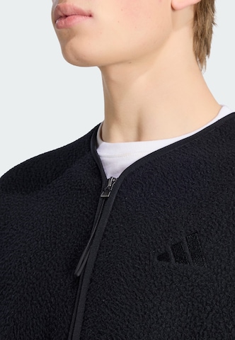 Gilet sportivo 'City Tech' di ADIDAS SPORTSWEAR in nero