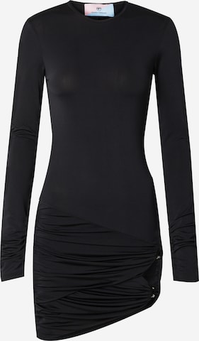 Robe Chiara Ferragni en noir : devant