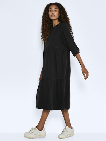 Noisy may Dress 'Jessie' in Black