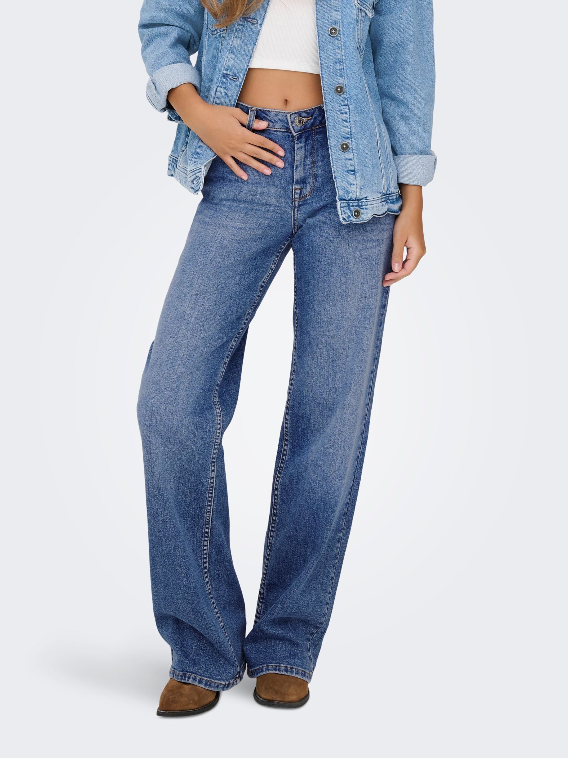 ONLY Wide leg Jeans in Blue: front