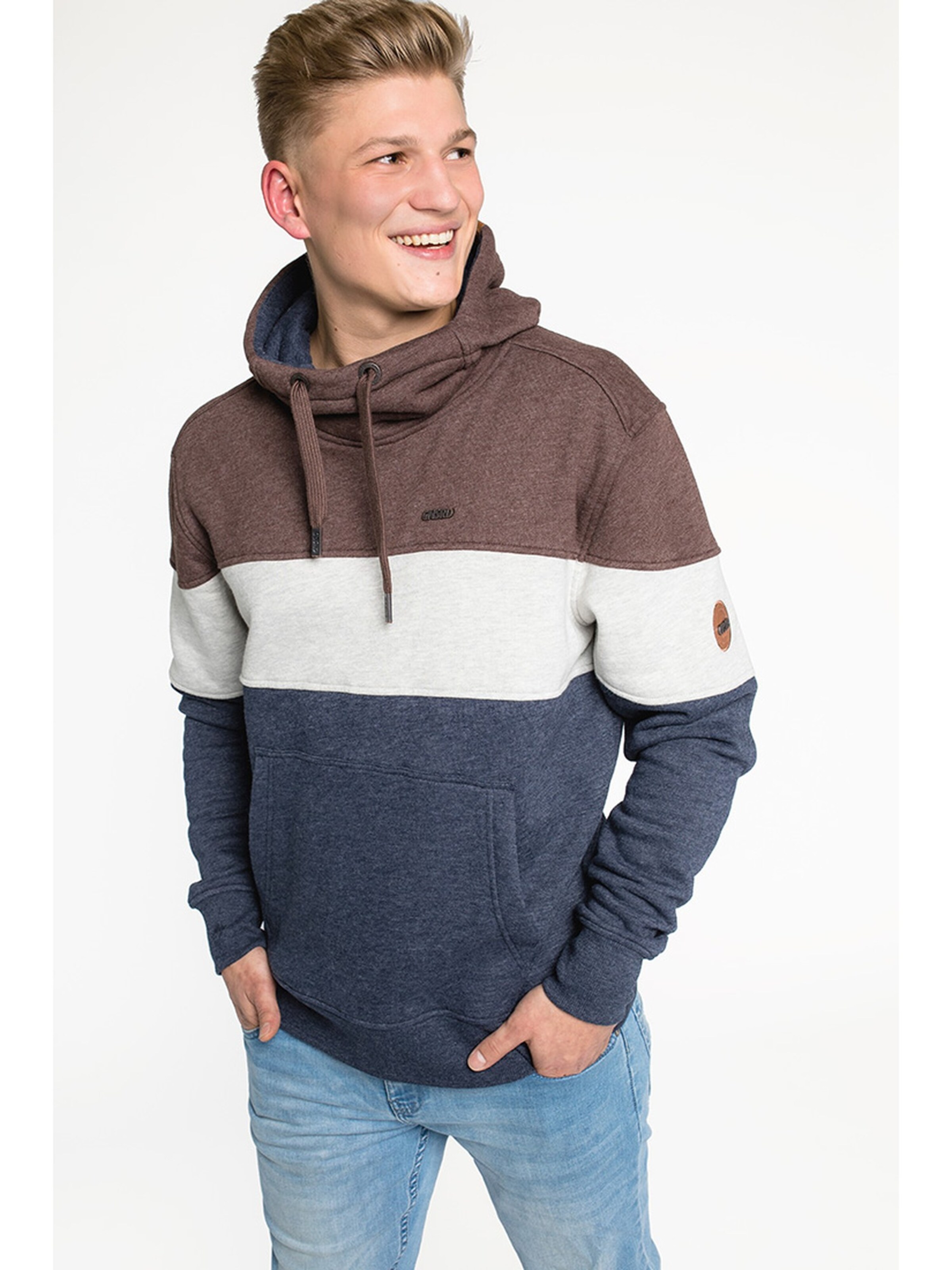 CNSRD Sweatshirt 'KING B BRN' in Bruin: voorkant