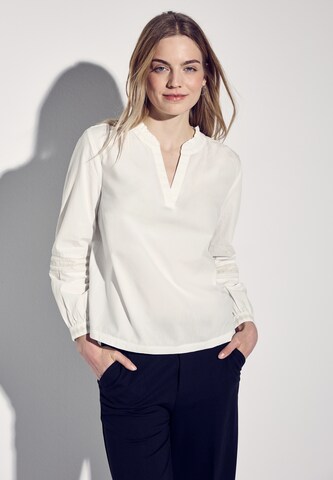 STREET ONE Tunika mit Stickdetail in Weiß: Vorderseite