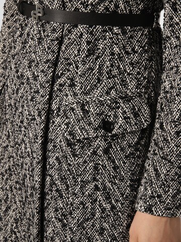 BOSS Mantel in Schwarz