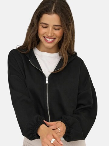 ONLY - Sudadera 'FELPA' en negro